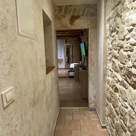 Romantic Old Town Apartment